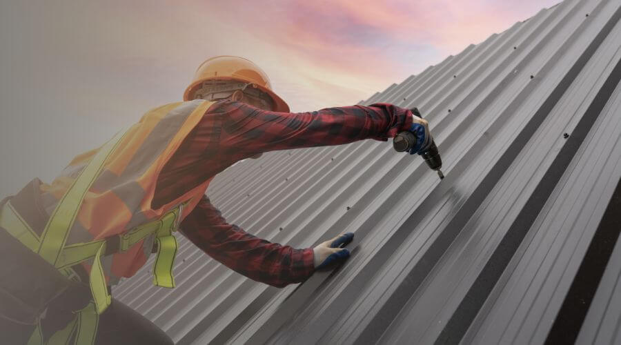 Professional gutter cleaning in Kimberly, OR